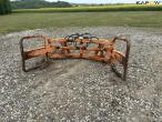  Bala Agria bale tongs with Euro hitch 2