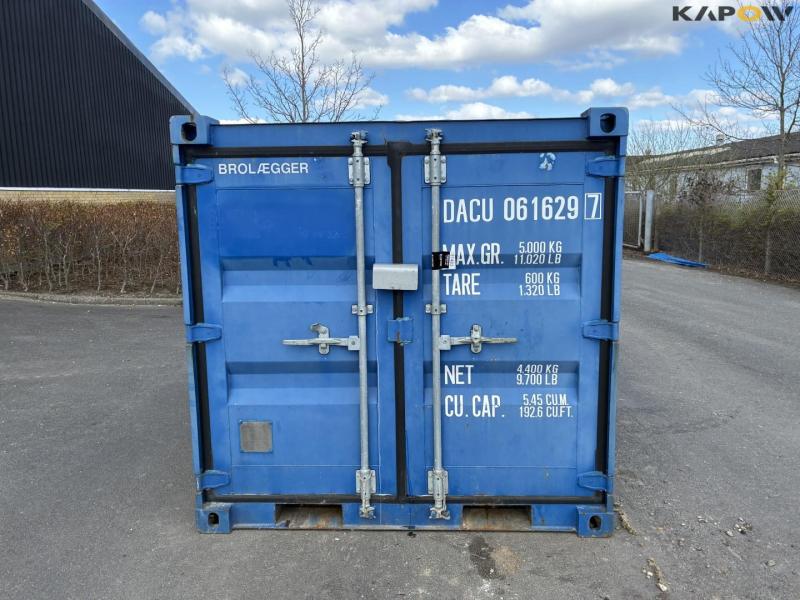 DanContainer with shelves 2