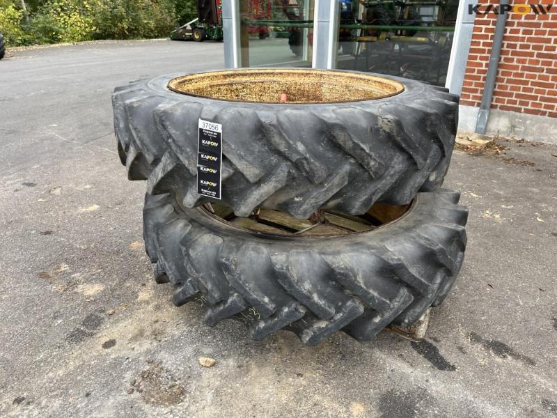 13.6-38 twin wheels 1