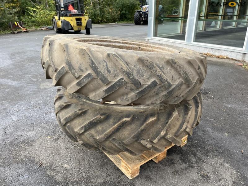 14.9-38 twin wheels 1