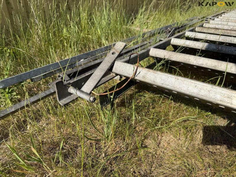 18-step ladder with handrail 8