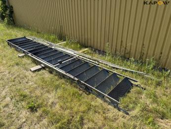 18-step ladder with handrail