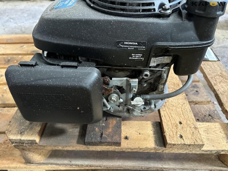 2 petrol engines 10