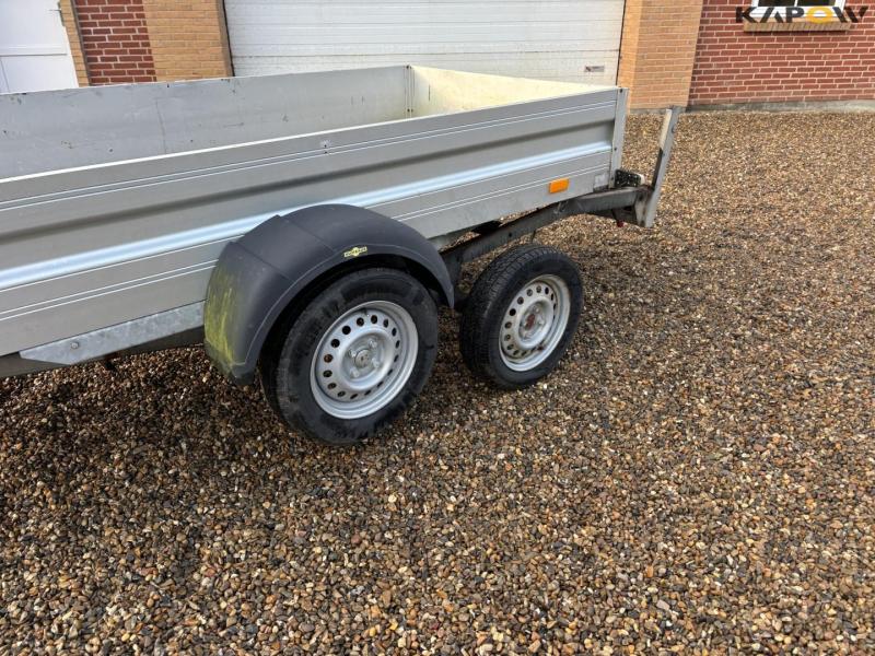 2 pcs damaged trailers 9