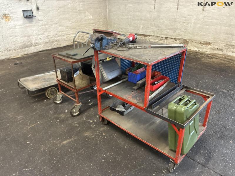 3 pieces of trolley with contents 1