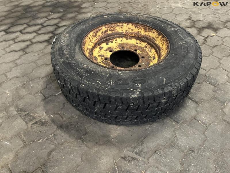 315/70-R22.5 complete wheel 1