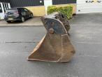 4-1 bucket with Volvo hitch 8