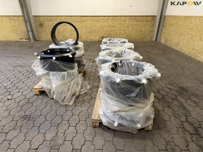 3 pallets of electric welding sleeves 8