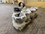 3 pallets of electric welding sleeves 7