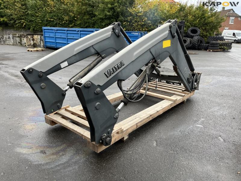 Ålö Q85 front loader 5
