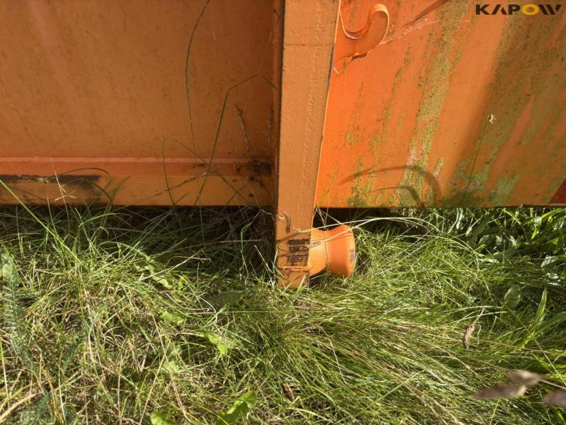 Åsum container with wire lift 10