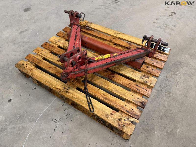 A-frame with three-point hitch 1