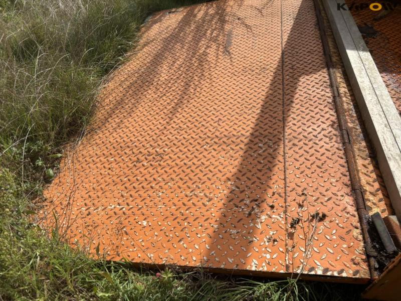 Åsum Container with tailgate 20