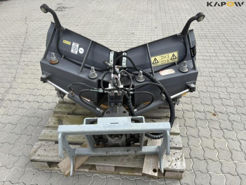 AB Siringe T1500 Vario V-plow 6
