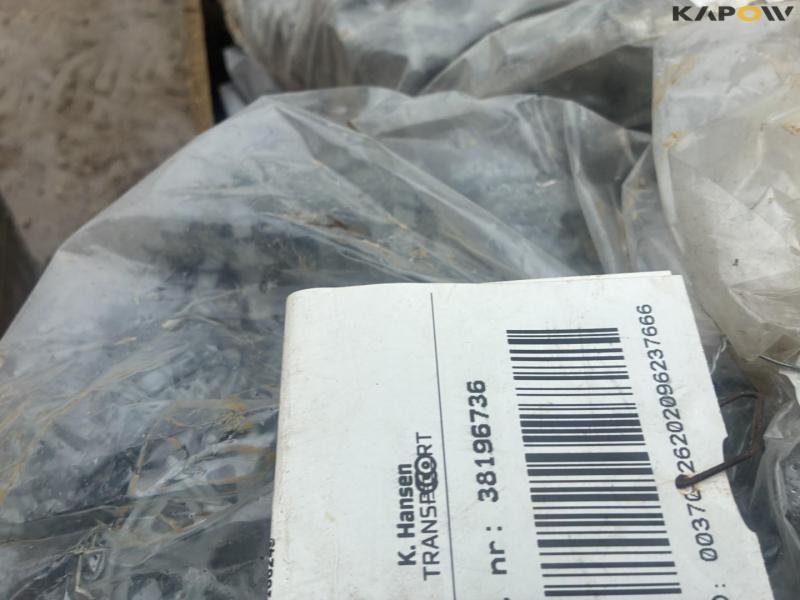 Spacers for reinforcement 14