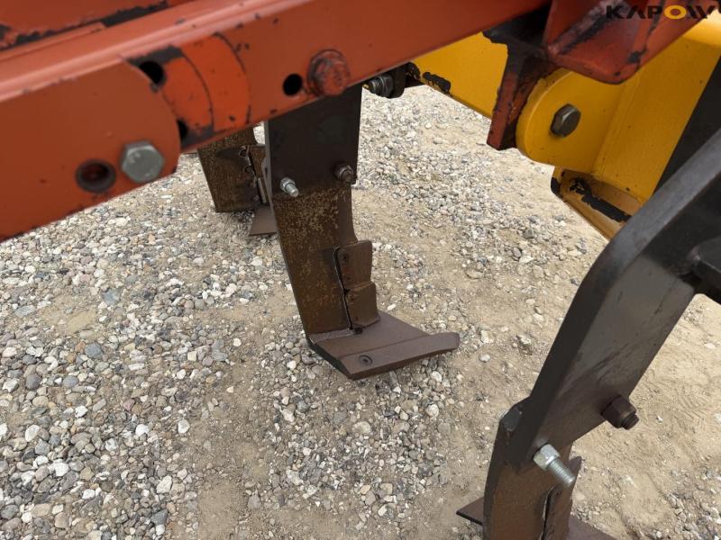 Agrisem 5 tooth cultivator with lift 25
