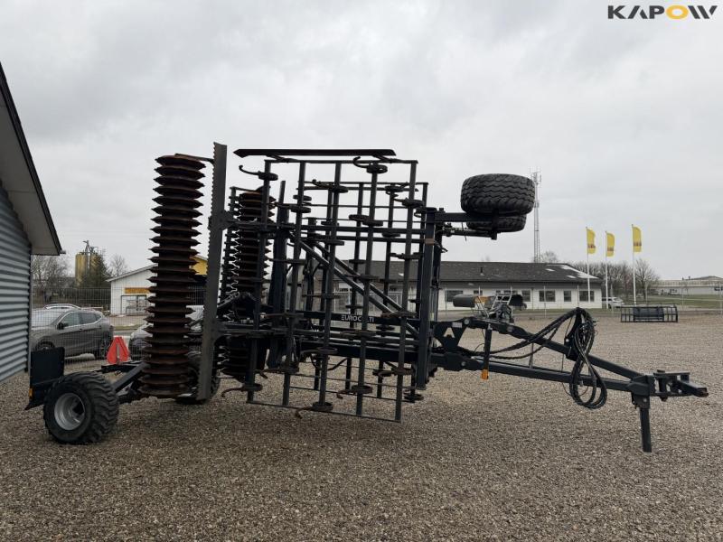 Agroland EC600 stubble harrow with soil packs 7