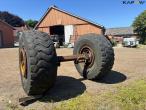 Axle with wheels 5