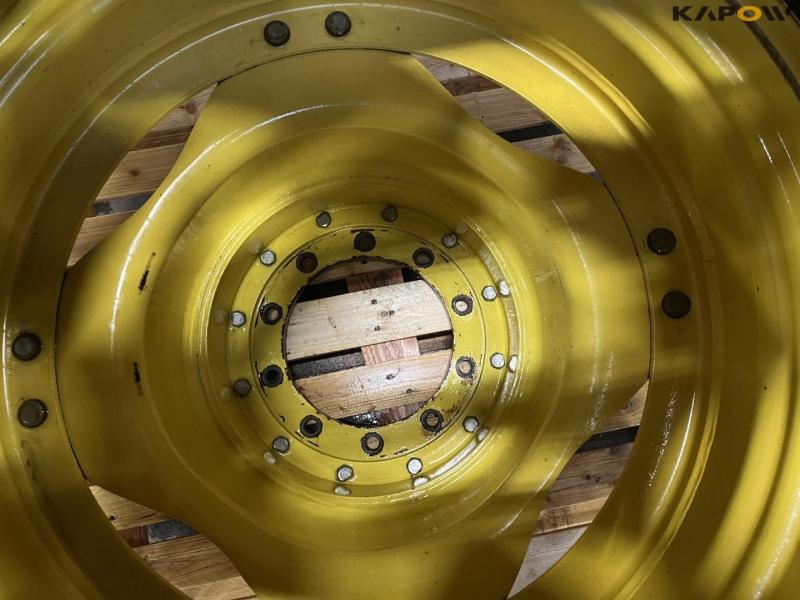 Alliance 380/80-R38 front wheel 10