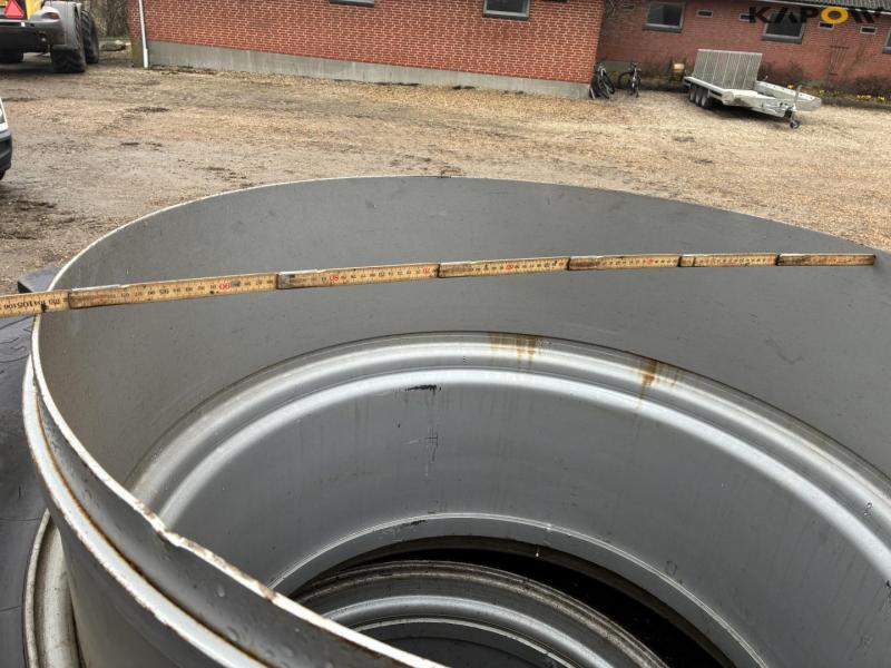 Alliance IF 710/70-R42 twin wheels with locks 13