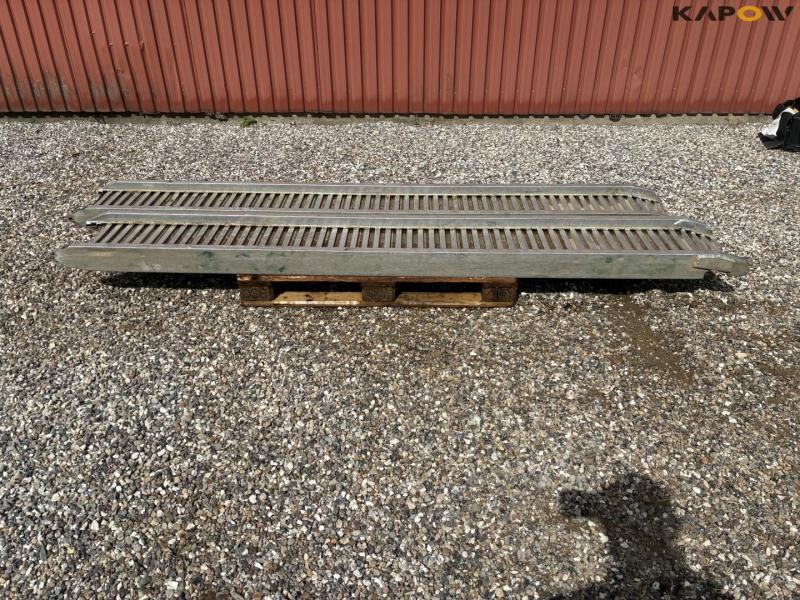Aluminum ramps 38x295 3