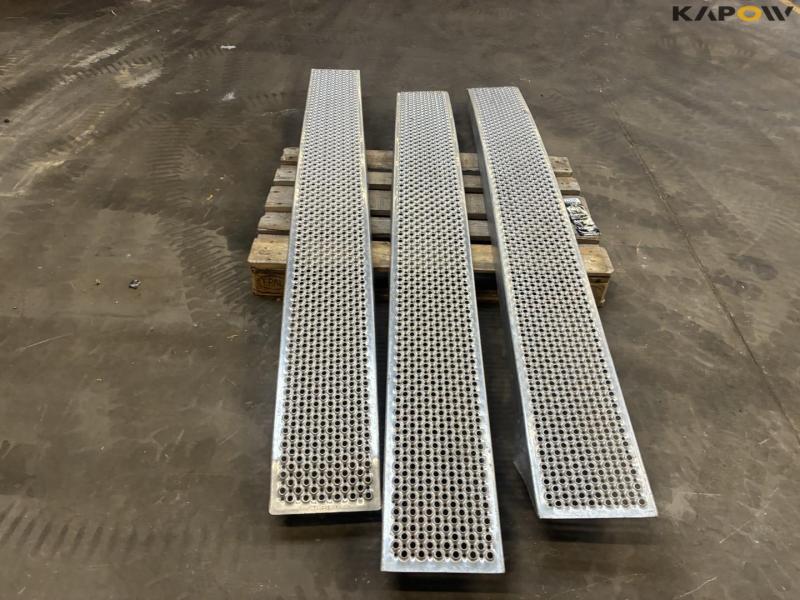 Aluminum ramps 4