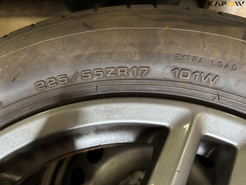 Alloy wheels with tires 225/55-17 8