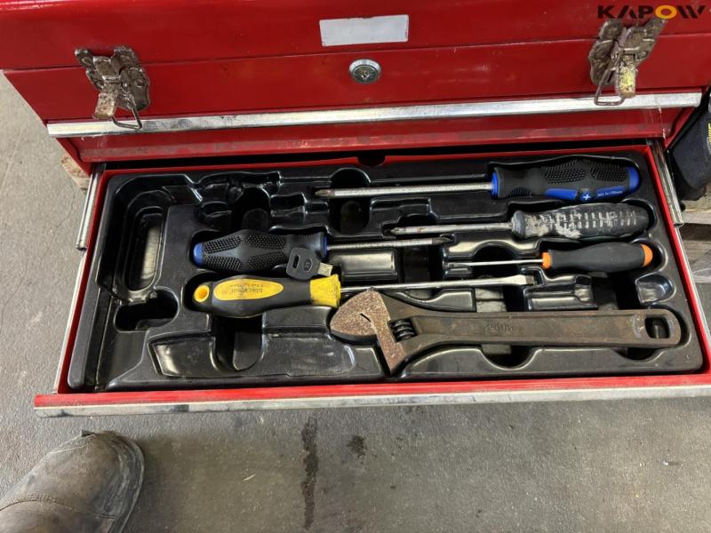 Aluminum box and tools 8