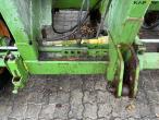 Amazone ED601K 8 row corn seeder with fertilizer front tank 16