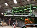 Amazone UX4200 trailer sprayer 25