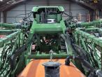 Amazone UX4200 trailer sprayer 70