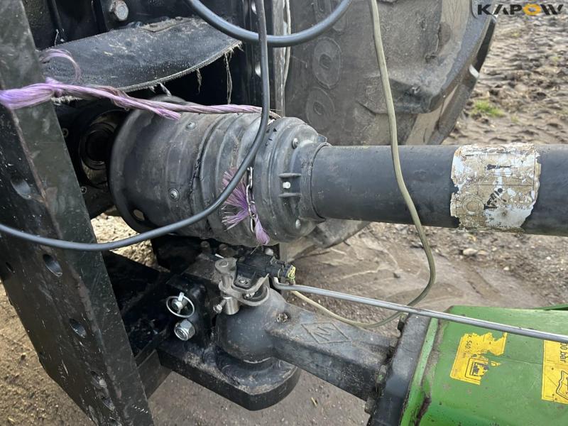 Amazone UX5200 sprayer with 36 meter boom. 19