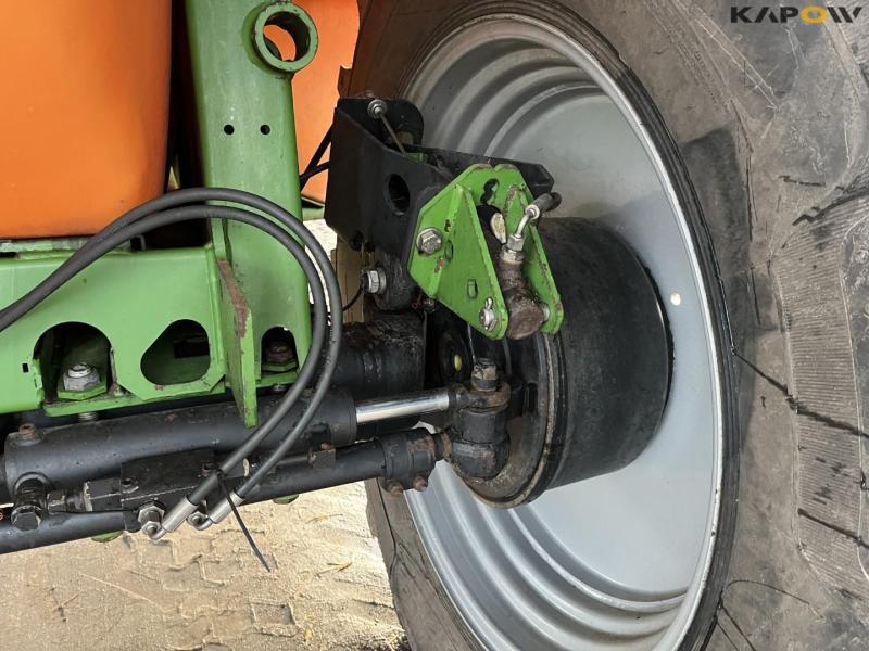 Amazone UX5200 sprayer with 36 meter boom. 27