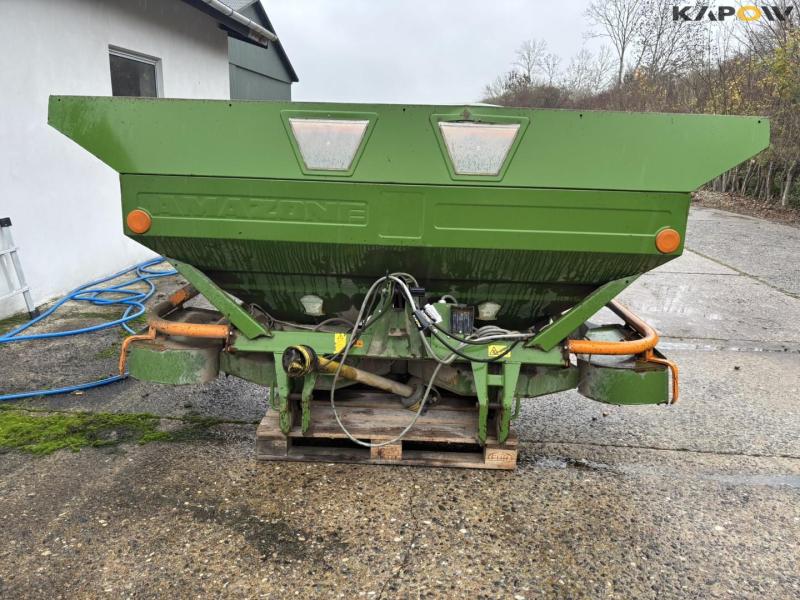 Amazone ZA-M Max spreader 2