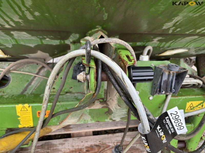 Amazone ZA-M Max spreader 18