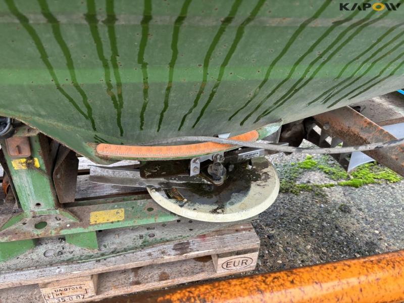 Amazone ZA-M Max spreader 30