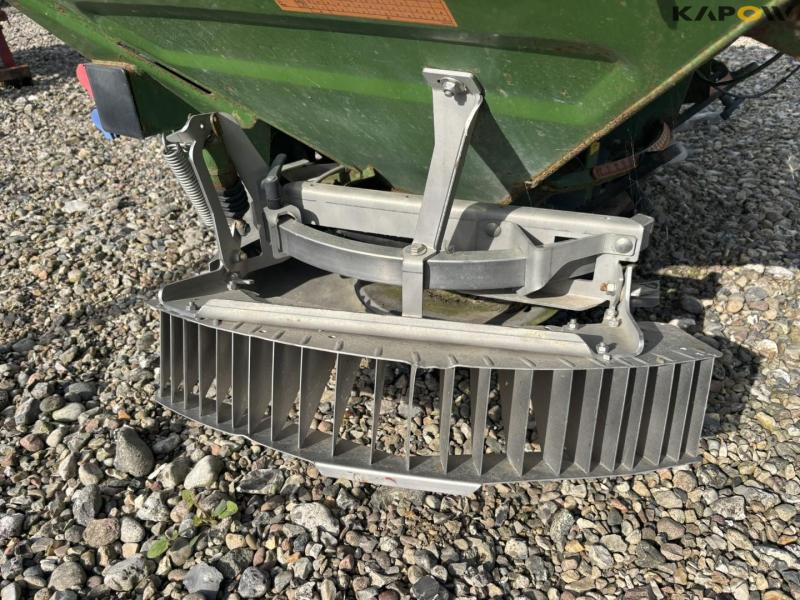 Amazone ZA-M Profis 1500 mounted fertilizer spreader 31