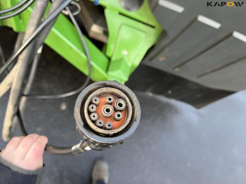 Amazone ZA-TS 4200 fertilizer spreader 17