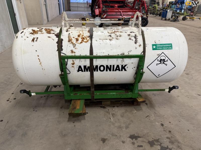 Ammonia tank 2
