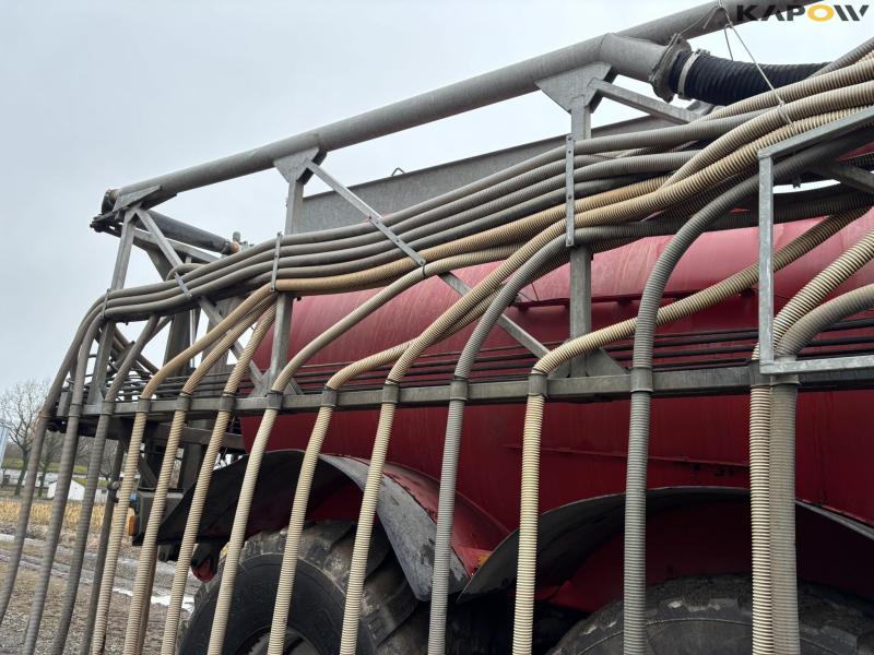 AP 25 slurry tanker with 28 m drag hoses and crane 50