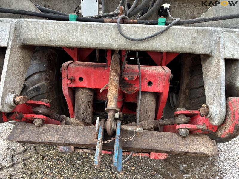 AP 25 slurry tanker with 28 m drag hoses and crane 55