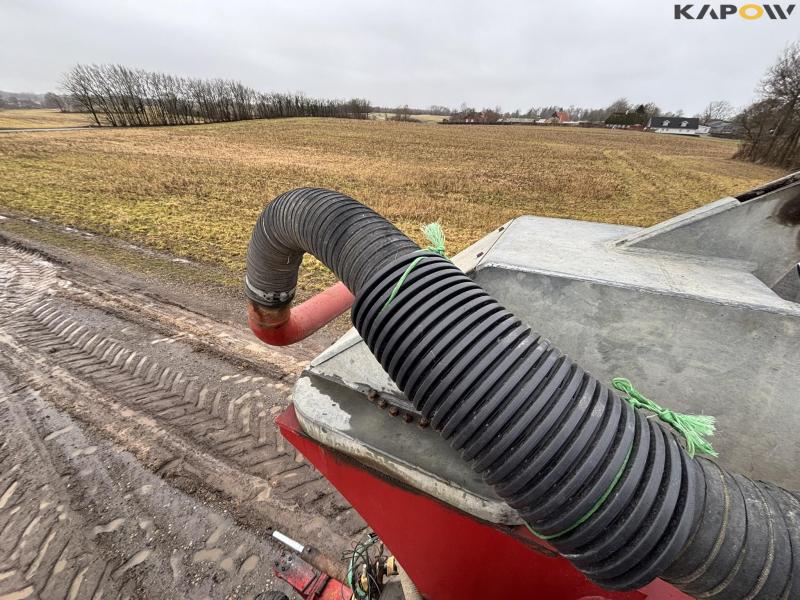 AP 25 slurry tanker with 28 m drag hoses and crane 84
