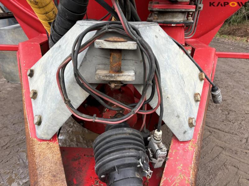 AP 25 Slurry tanker. 18