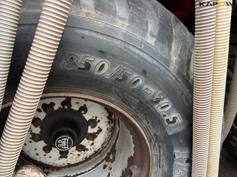 AP 25 Slurry tanker. 52