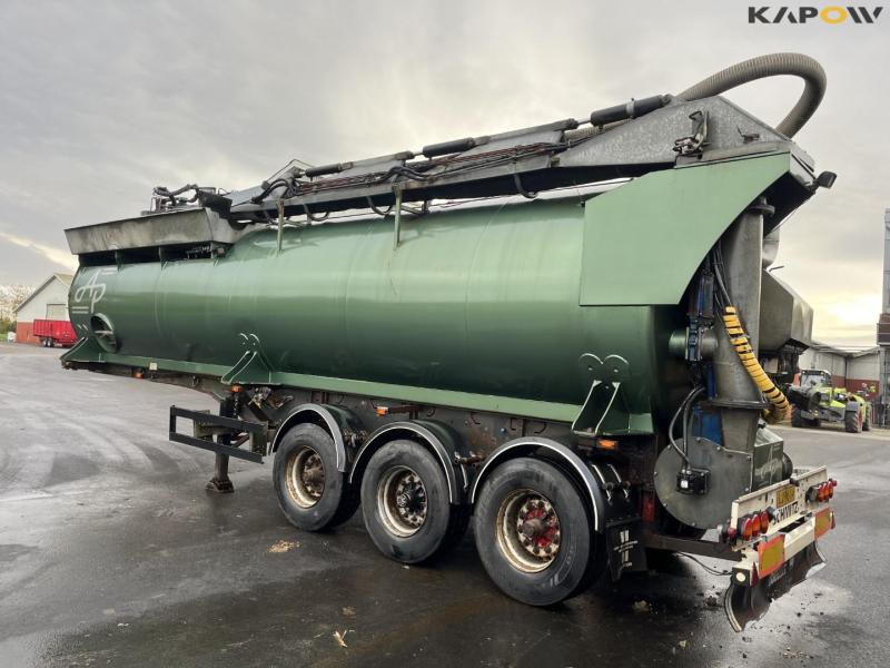 AP 34m3 slurry trailer 7