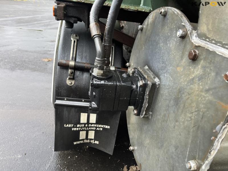 AP 34m3 slurry trailer 32