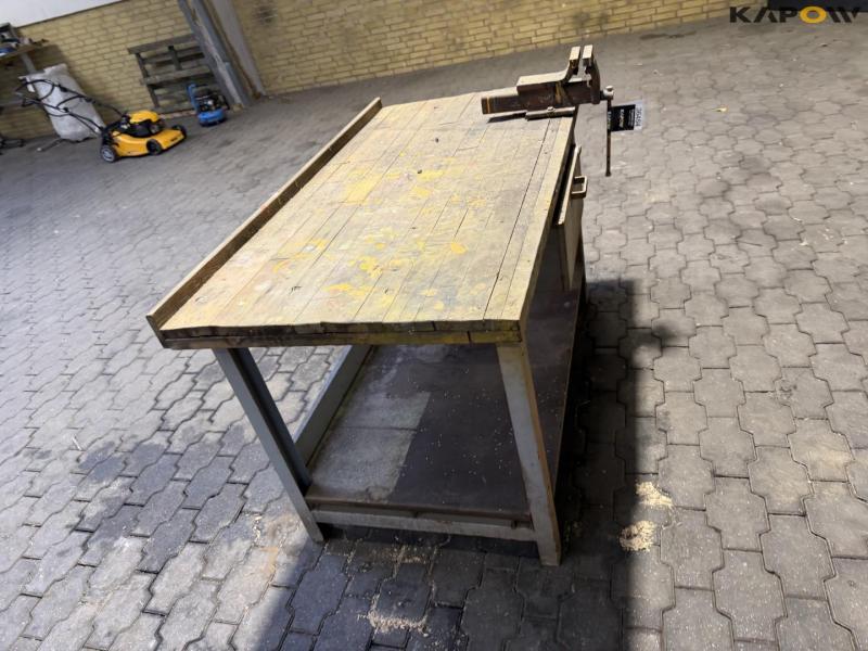Work table 8