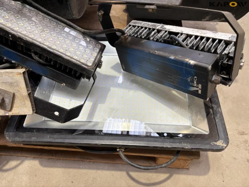 Work lights 11