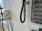 Arm with compressed air roller, cable roller, tool board 13