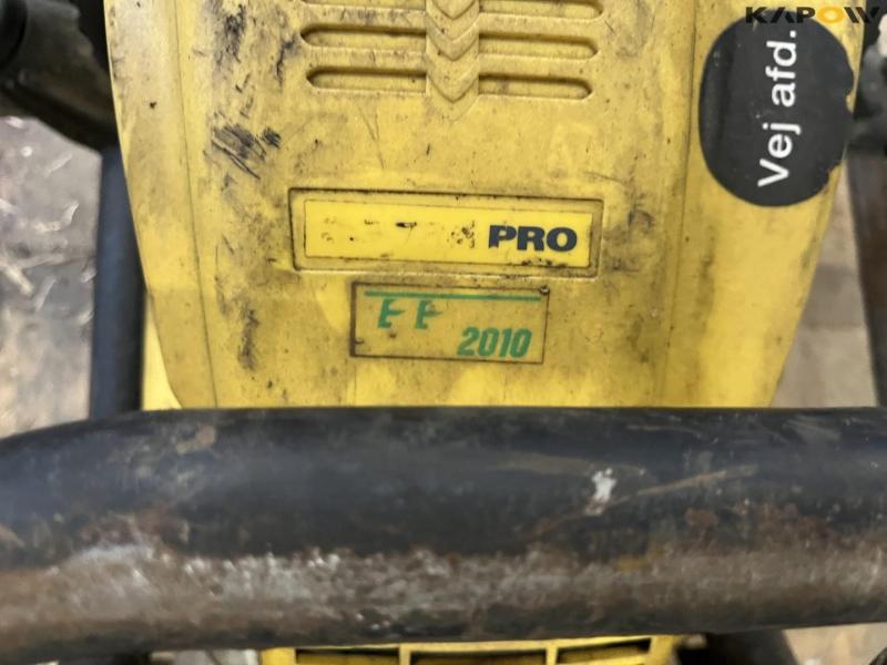 Atlas Copco concrete hammer 9